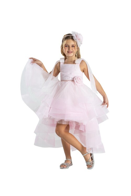 Kız çocuk kuyruklu elbise